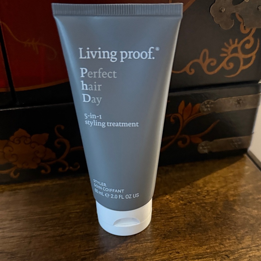 Living Proof Perfect Hair Day 5-in-1 Styling Treatment Travel size